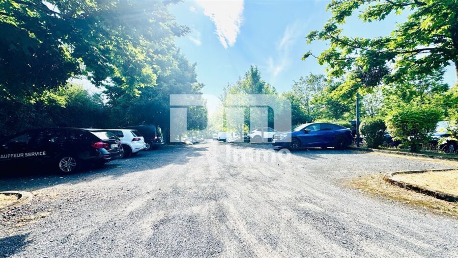 Repräsentative, belüftete Büroetage mit flexibler Raumgestaltung in Kassel-Waldau - Gemeinschaftsstellplätze 25 inkludiert